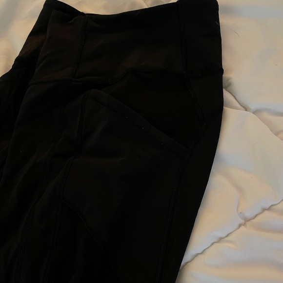 Lululemon high rise leggings with no front seam - Picture 5 of 8